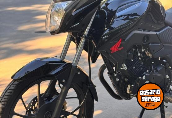 Motos - Honda CB125Twister 2025 Nafta 1300Km - En Venta