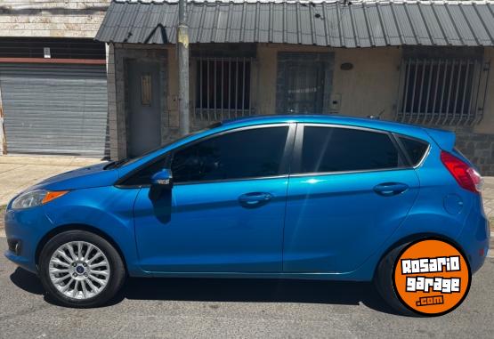 Autos - Ford Fiesta 2013 Nafta 122000Km - En Venta