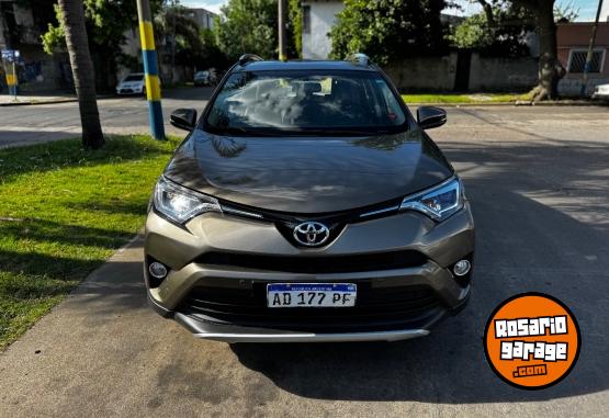 Camionetas - Toyota Rav4 2018 Nafta 92000Km - En Venta