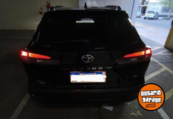 Autos - Toyota Corolla cross 2021 Nafta 71000Km - En Venta