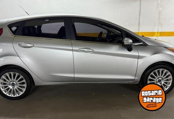 Autos - Ford Fiesta 2015 Nafta 105000Km - En Venta