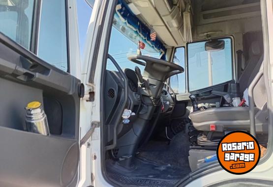Camiones y Grúas - Iveco cursor 330 año 2021 - En Venta
