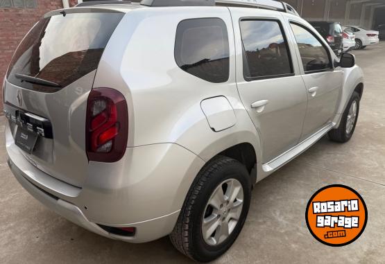 Autos - Renault Duster 2015 GNC 93000Km - En Venta