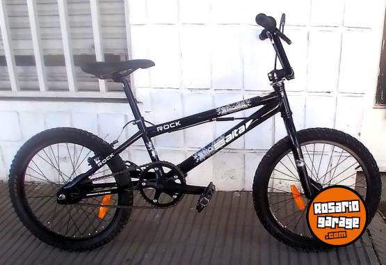 Deportes - BICICLETA BMX DE SALTO MARCA: AITA MODELO: ROCK. RODADO: 20. CON ROTOR EXCELENTE ESTADO SEMINUEVA - En Venta