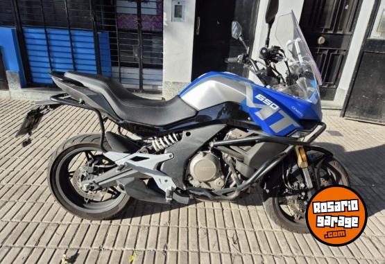 Motos - CF MT 650 2023 Nafta 6000Km - En Venta