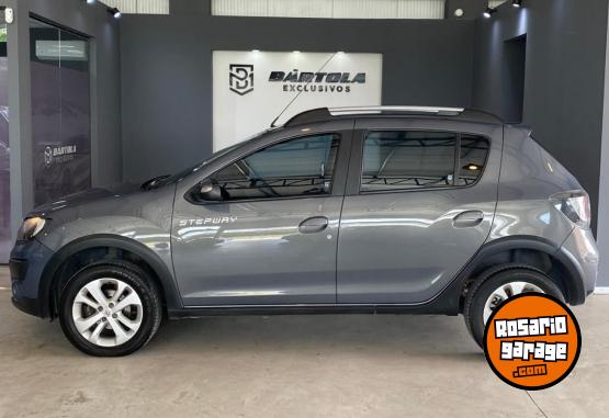 Autos - Renault Sandero Stepway 2017 Nafta 94000Km - En Venta