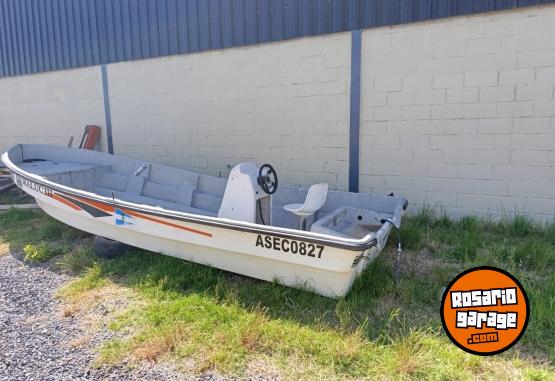 Embarcaciones - Bote costero traker 620 con consola central www.nautistore.com.ar - En Venta