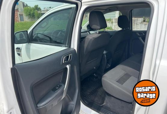 Camionetas - Ford Ranger 3.2 XLT 4x2 2021 Diesel 110000Km - En Venta