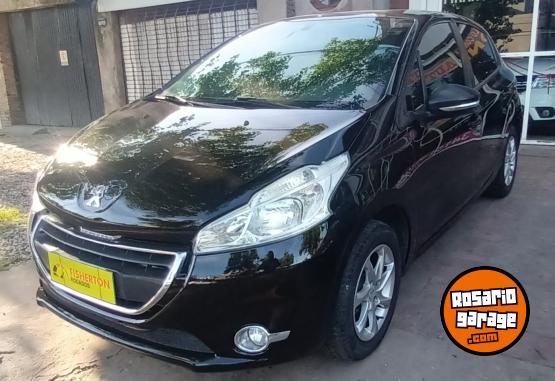 Autos - Peugeot 208 1.5 TOUCHSCREEN 2014 Nafta 111111Km - En Venta