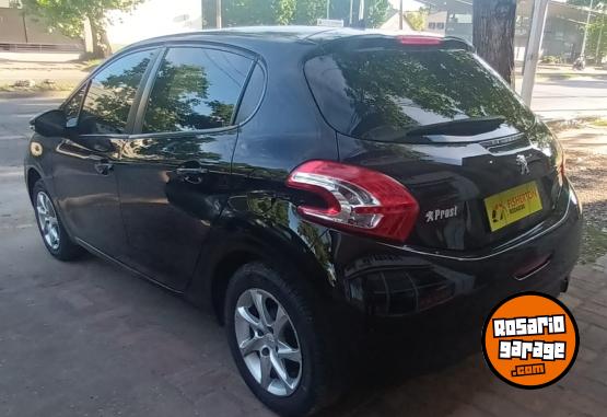 Autos - Peugeot 208 1.5 TOUCHSCREEN 2014 Nafta 111111Km - En Venta
