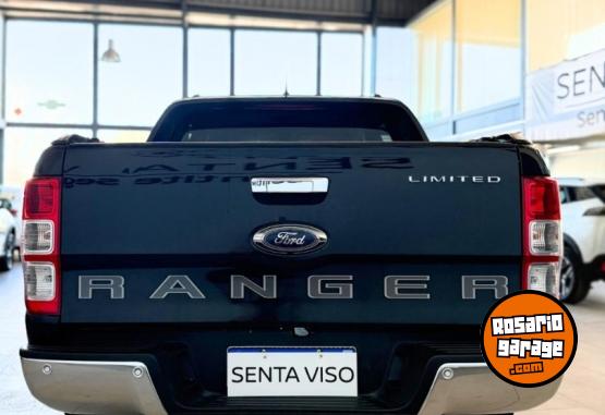 Camionetas - Ford NUEVA RANGER LIMITED 4X4 2023 Diesel 40000Km - En Venta