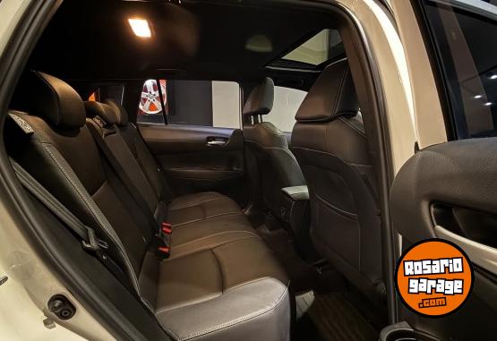 Autos - Toyota COROLLA CROSS SE-G 2024 Nafta 10000Km - En Venta