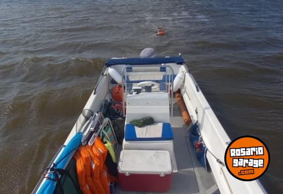 Embarcaciones - Traker Elephant con Evinrude 60. 2t. - En Venta