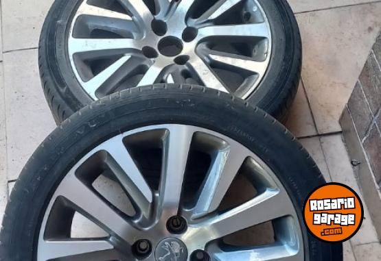 Accesorios para Autos - Vendo 2 ruedas completas para Peugeot - En Venta