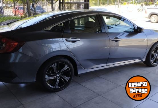 Autos - Honda CIVIC EX 2017 Nafta 111000Km - En Venta