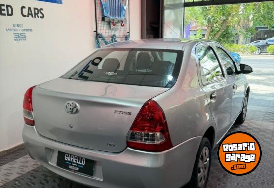 Autos - Toyota Etios X 1.5 2016 Nafta 105000Km - En Venta