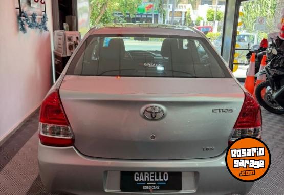 Autos - Toyota Etios X 1.5 2016 Nafta 105000Km - En Venta