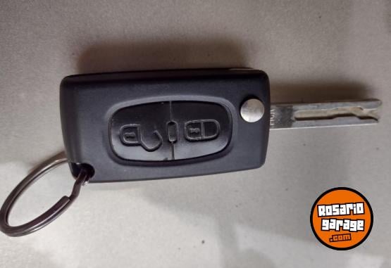 Autos - Peugeot 307 2012 Nafta 137000Km - En Venta