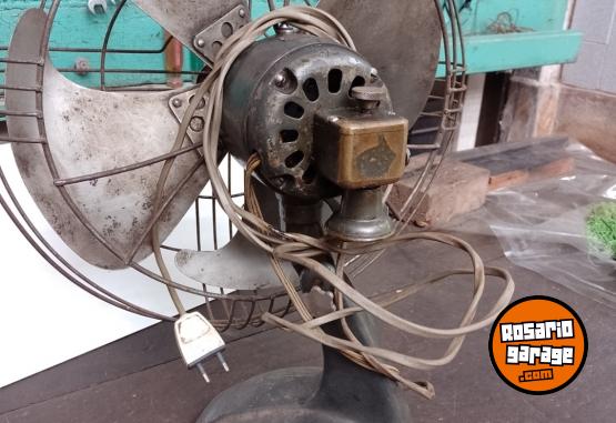 Hogar - VENTILADOR ANTIGUO-NO FUNCIONA,A REVISAR-OFERTA - En Venta