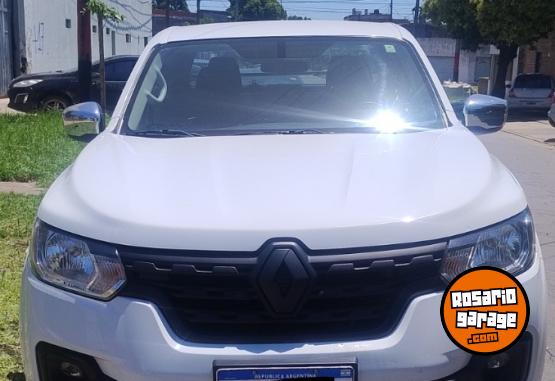 Camionetas - Renault Alaskan intens 2021 Diesel 93000Km - En Venta