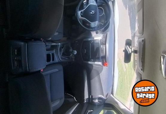 Camionetas - Renault Alaskan intens 2021 Diesel 93000Km - En Venta