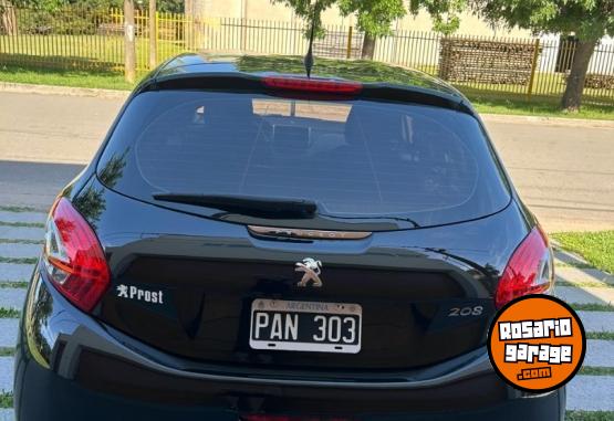 Autos - Peugeot 208 Allure 2015 Nafta 53300Km - En Venta