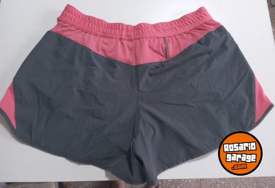 Indumentaria - Vendo lote de 5 prendas - En Venta