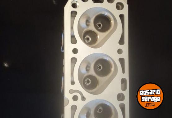 Accesorios para Autos - TAPA DE CILINDRO CHEVROLET CORSA ll 1.8 8 v okm - En Venta