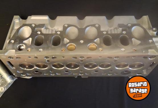 Accesorios para Autos - TAPA DE CILINDRO PEUGEOT 405D OKM - En Venta