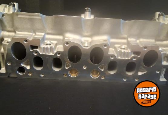 Accesorios para Autos - TAPA DE CILINDRO PEUGEOT 405D OKM - En Venta