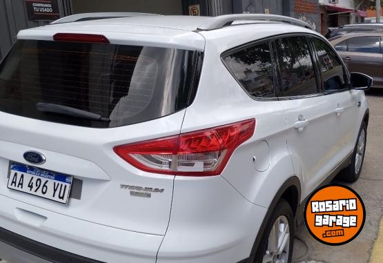 Camionetas - Ford Kuga Titanium 4x4 AT 2016 Nafta 100000Km - En Venta