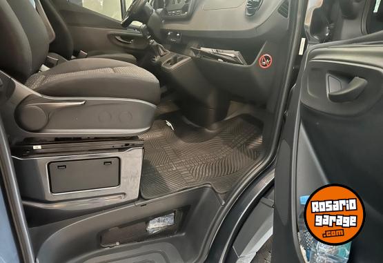 Utilitarios - Mercedes Benz Sprinter 2022 Diesel 18000Km - En Venta