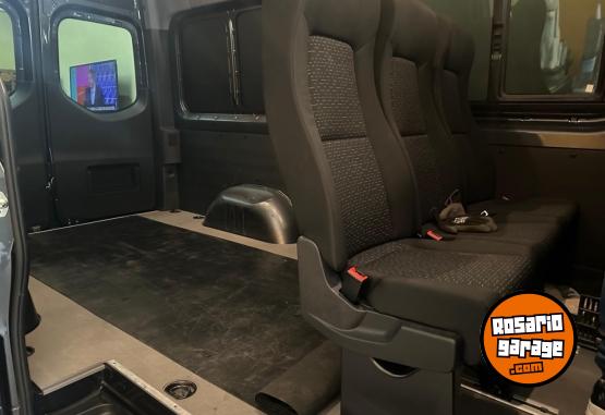 Utilitarios - Mercedes Benz Sprinter 2022 Diesel 18000Km - En Venta