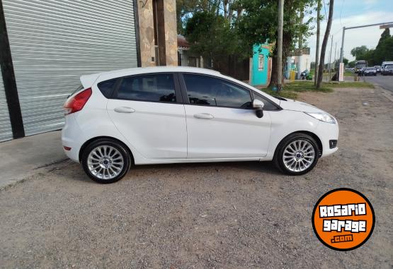 Autos - Ford FIESTA 2016 Nafta 80000Km - En Venta