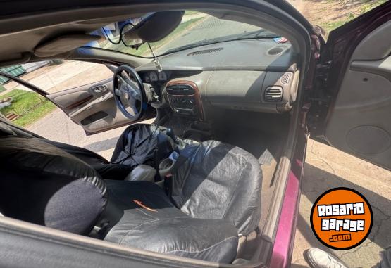 Autos - Chrysler Neón 2001 Nafta 270076Km - En Venta