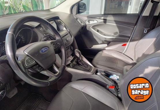 Autos - Ford Focus Se Plus Automtico 2017 Nafta 71800Km - En Venta