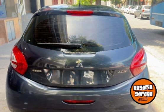 Autos - Peugeot 208 Allure Nav Touch 2014 Nafta 97000Km - En Venta