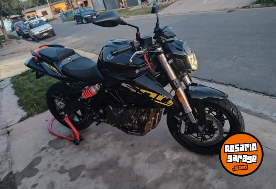 Motos - Benelli Tnt 600 2023 Nafta 5000Km - En Venta