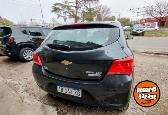 Autos - Chevrolet ONIX 2017 Nafta 100000Km - En Venta