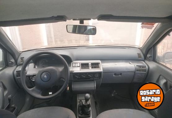 Autos - Renault Clio 1996 Diesel 15000Km - En Venta