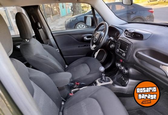 Camionetas - Jeep RENEGADE 2018 Nafta 90000Km - En Venta
