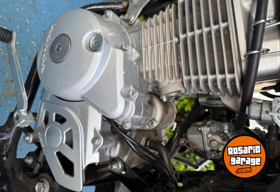 Motos - Honda XR 150cc 2024 Nafta 2000Km - En Venta