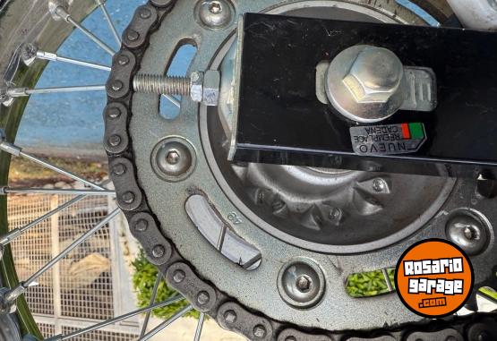 Motos - Honda XR 150cc 2024 Nafta 2000Km - En Venta