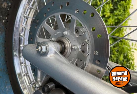 Motos - Honda XR 150cc 2024 Nafta 2000Km - En Venta