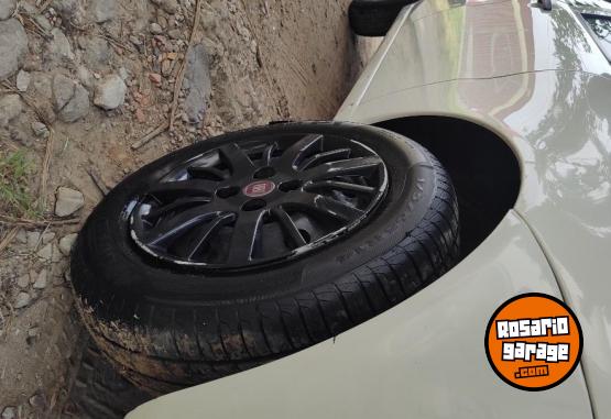 Autos - Fiat Palio Fire 1,4 2011 Nafta 137000Km - En Venta