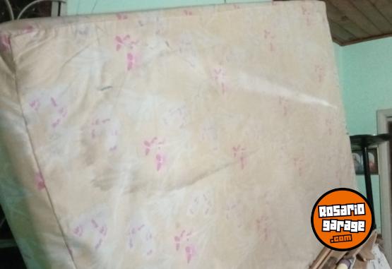 Hogar - Cama Matrimonial Y colchon - En Venta