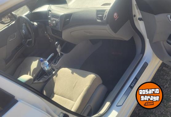 Autos - Honda Civic 2015 Nafta 130000Km - En Venta