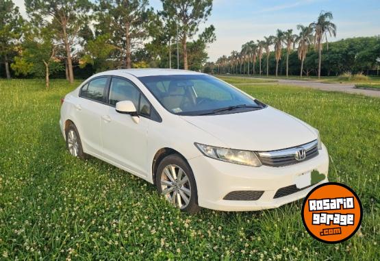 Autos - Honda Civic 2015 Nafta 130000Km - En Venta