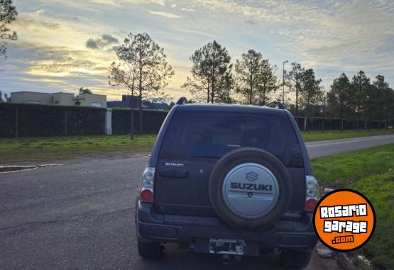 Camionetas - Suzuki Grand Vitara 2.0 2006 Nafta 250000Km - En Venta