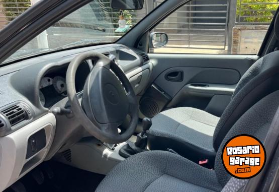 Autos - Renault clio 2008 Nafta 250000Km - En Venta